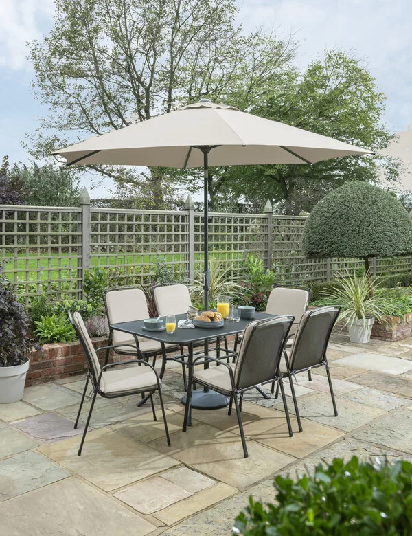 c9511-0200-51s937-t0475-0200s-pw30-937-savita-6-seater-set-stone-with-parasol-lifestyle.jpg.jpg