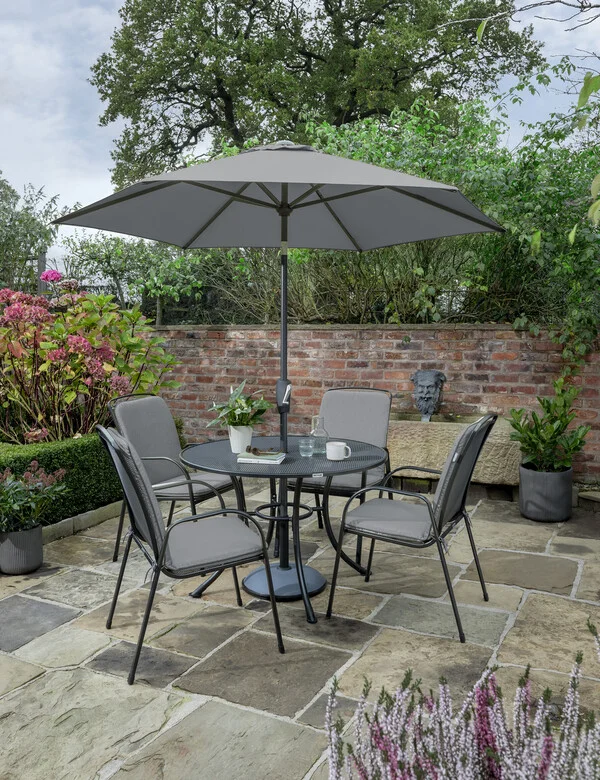 c9511-0200-51s940-t0419-0200s-pw25-930-savita-4-seater-set-slate-lifestyle.jpg.jpg