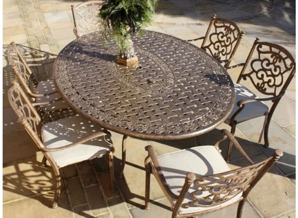 casino-ivy-cast-6-seater-oval-set-lifestyle-1.jpg
