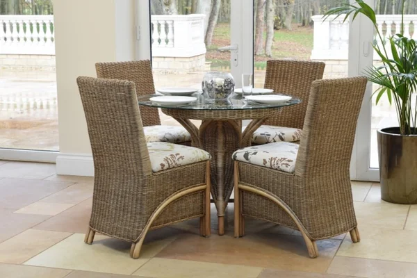 daro-waterford-dining-4-seater-lifestyle-1.jpg