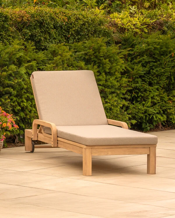 huc26179-cora-sunlounger-lifestyle.jpg.jpg