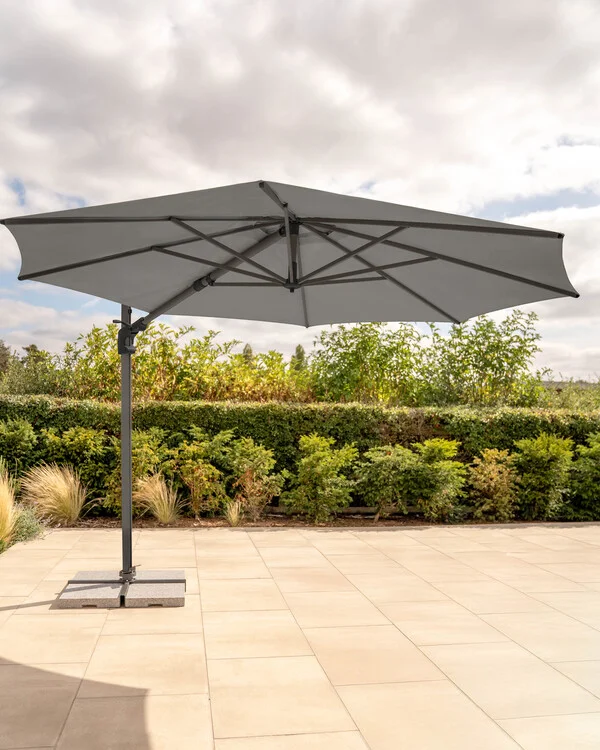 pclr30-930-c-luna-3.0m-round-slate-canopy-cantilever-parasol-pbgss-4040-granite-slab-portrait-lifestyle.jpg.jpg